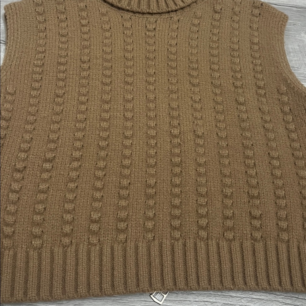 ✨Zara Sweater✨ - Picture 2 of 6